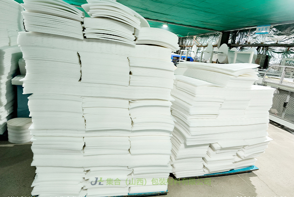 EPE卷棉, XPE復(fù)合EPE珍珠棉板材, 高密度珍珠棉, 珍珠棉定制產(chǎn)品, 白色珍珠棉板材, IXPE復(fù)合EPE板材, 供應(yīng)天鎮(zhèn)EPE珍珠棉